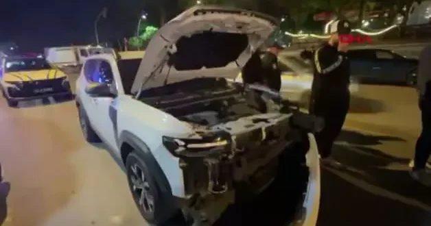 Burdur da kaza yapan sürücülerin tekme ve yumruklu kavgası