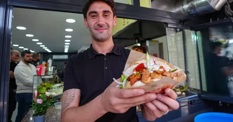 Orkan Çınar, neden futbolu bırakıp dönerci dükkanı açtığını açıkladı