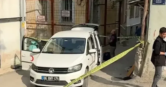 İzmir’de Kızılay görevlisine silahlı saldırı VİDEO İZLE