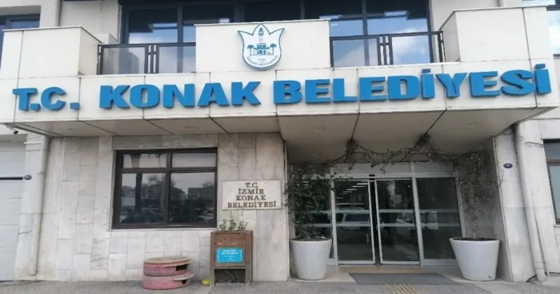 Son dakika İzmir’de CHP’li belediyelere operasyon: 4 gözaltı! Belediye memuru ihbar etti, operasyon düzenlendi..