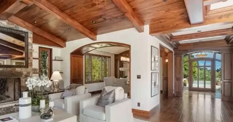 Aklımı kaçırmıyorsam bu çiftlik sayesindedir! İşsiz kalan oyuncu derdini tasasını ağaçlarını sayarak atıyor