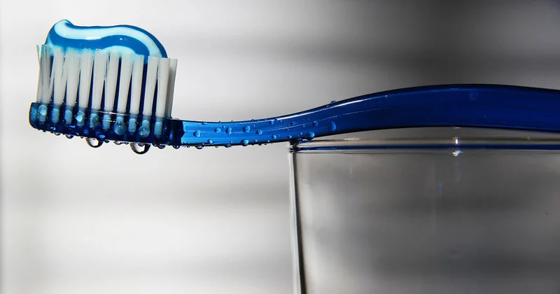 Saçtan yapılan diş macunu diş minesini yeniden büyütebilir