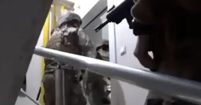 Terör örgütü DEAŞ operasyonunda 11 şüpheli yakalandı VİDEO İZLE