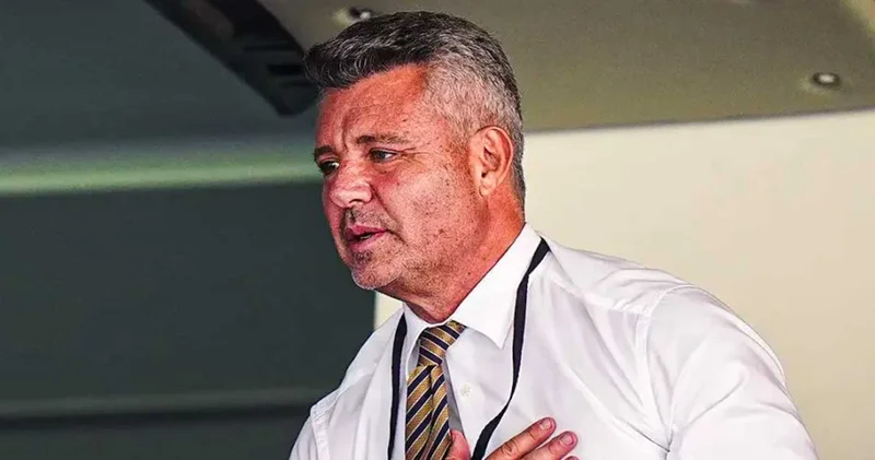 Sadettin Saran 74 günde 3 kupa kazandı