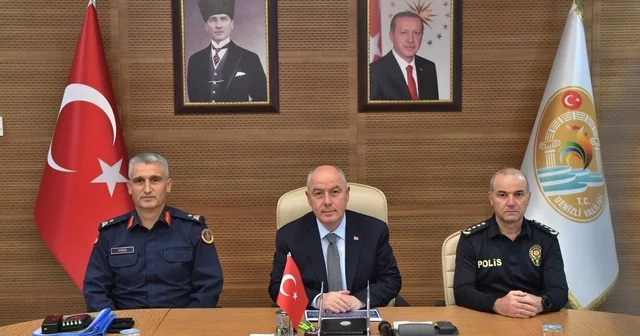 Denizli de Kasım ayında asayiş olaylarında azalma yaşandı Denizli Valisi Kasım ayı asayiş verilerini paylaştı Denizli Haberleri