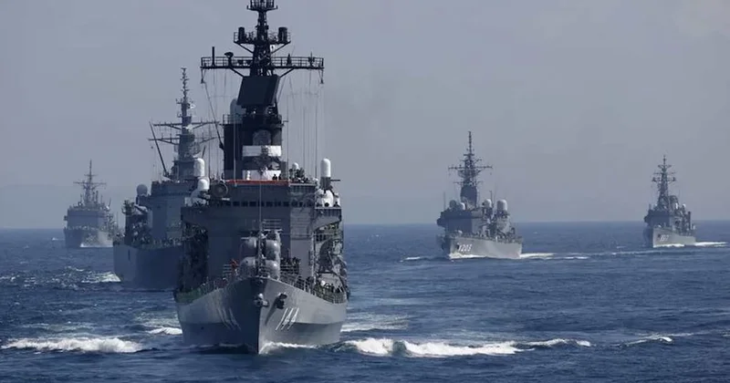 Tahrik etmek için savaş gemilerini denize indirdi! Ülkenin etrafında dört dönüyor Sözcü Gazetesi