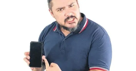 TUBA KALÇIK Sosyal medyanın karanlık yüzü: Toplumu zehirleyen paylaşımlar