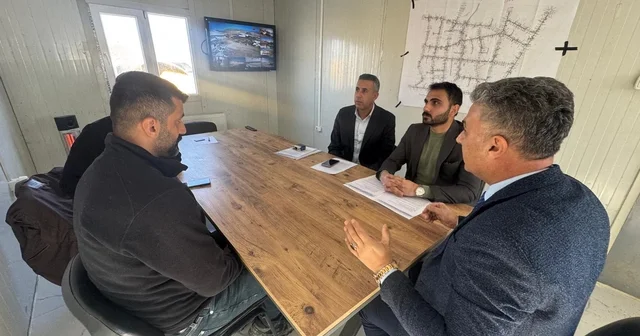 Yüksekova OSB de ilk yatırımcı ile imzalar atıldı Hakkari Haberleri