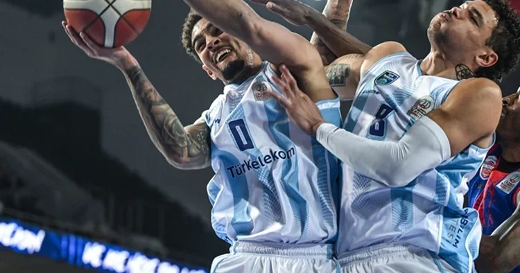 Türk Telekom, Almanya da farklı kazandı!