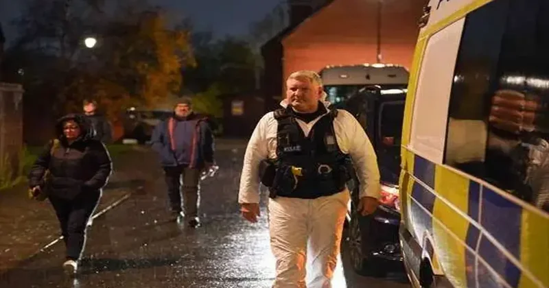 İngiltere nin Derby kentindeki 200 ev patlayıcı riskine karşı boşaltıldı