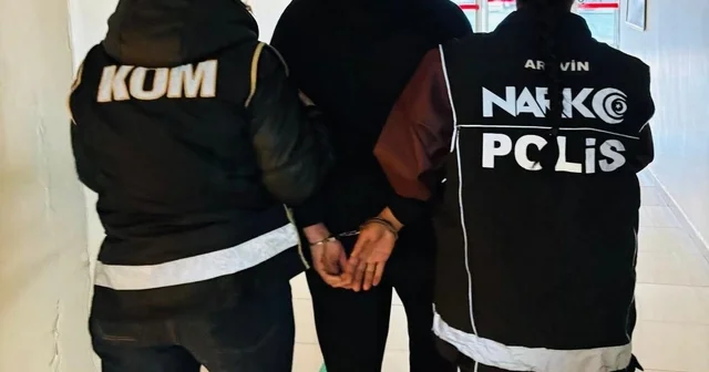 Gürcistan a kaçmak isteyen uyuşturucu suçlusu Hopa da yakalandı Artvin Haberleri