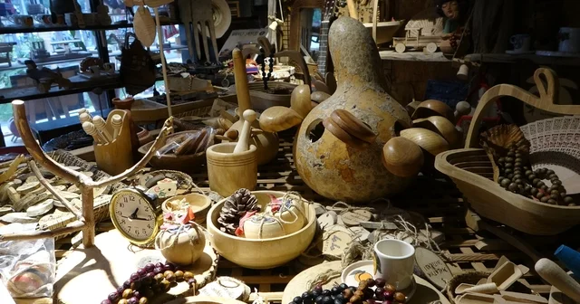 Yarım asırdır ağaçlara şekil veriyor Malatya Haberleri