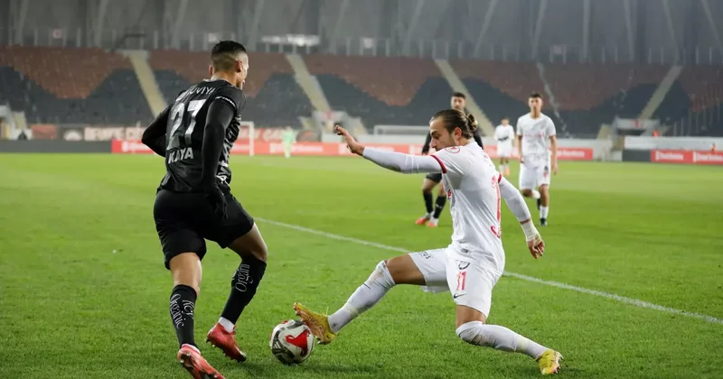 Kupada çılgın maç! İlk yarıda 5 gol birden