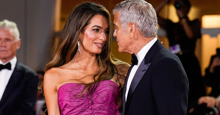 ‘Gelin aşk dersini bizden alın!’ 10 yıllık karısıyla bir kez bile kavga etmemişler