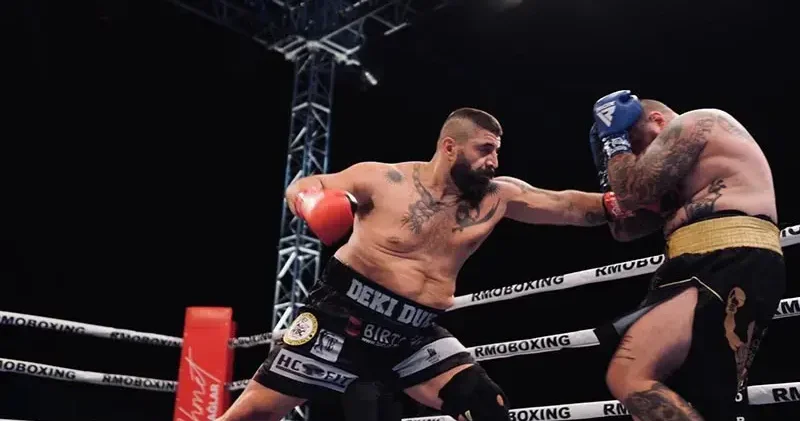 Umut Camkıran, 17 maçta 17 nakavtlı Hırvat boksör Pesut’a karşı ringe çıkacak