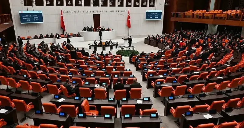 11. Yargı Paketi komisyondan geçti: Terör, kadın ve çocuklara yönelik kasten öldürme, cinsel saldırı ve çocuğa istismar suçluları tahliye edilmeyecek Gündem Haberleri