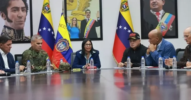 Rodriguez den ilk kararname: ABD ye destek verenler tutuklanacak