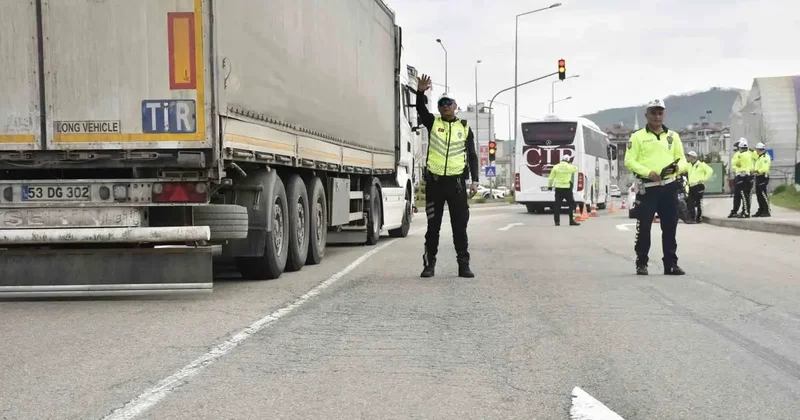 Ordu’da bir haftada 12 binden fazla araç ve sürücüsü denetlendi