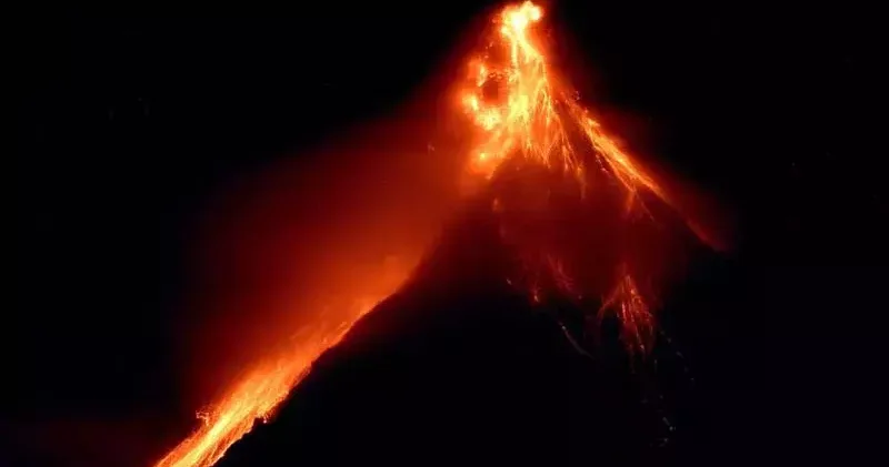 Mayon Yanardağı nda alarm seviyesi 3 e yükseltildi