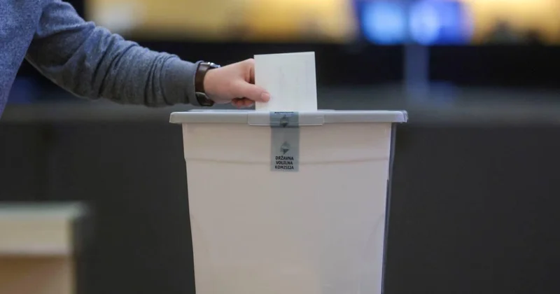 Slovenya da genel seçim 22 Mart ta yapılacak