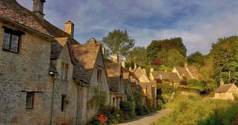 Ülkenin en güzel sokağında Türk çiftin tadilatı kriz yarattı Sözcü Gazetesi