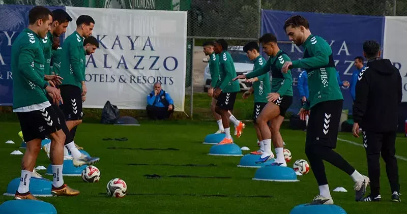 Konyaspor’da yeni transfer Berkan Kutlu antrenmanda