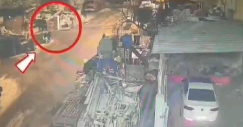 250 bin TL değerinde hurda çaldılar: Kıskıvrak yakalandılar!