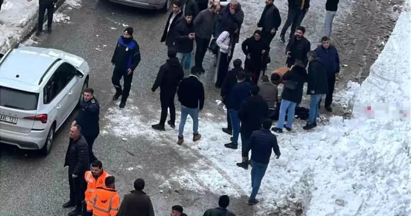 Bitlis te Kar Kütlesi Genç Kızı Hayatından Etti