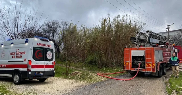 Serik te tek katlı evde çıkan yangın söndürüldü Antalya Haberleri