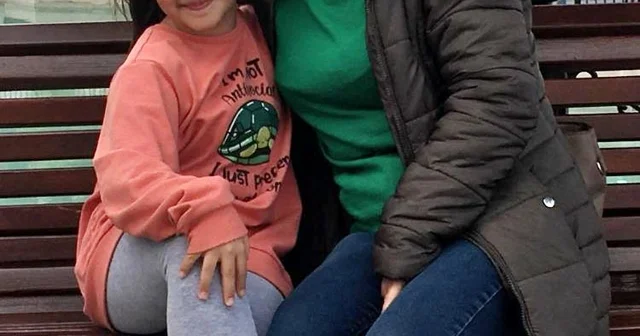 Asrın felaketinde kaybettiği eşi ve kızının son fotoğrafları hatıra kaldı Antalya Haberleri