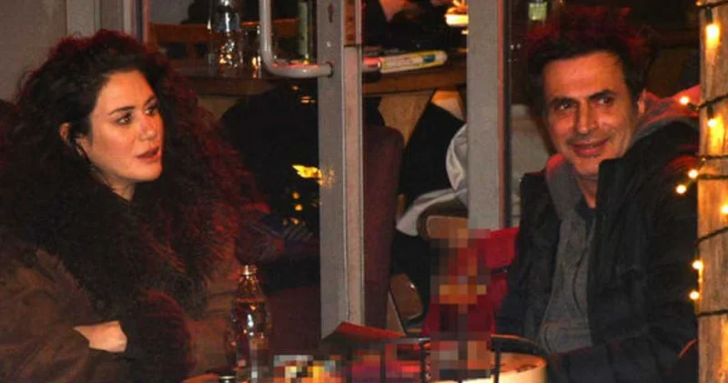 Ünlü oyuncu sessizliğini bozdu: Teoman ile aşk mı yaşıyor?