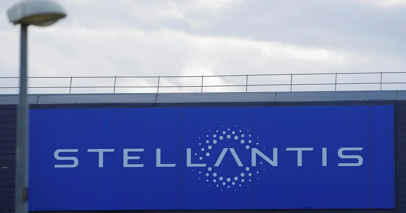 Zarar açıklayan Stellantis hisseleri sert düştü, işlemler durduruldu