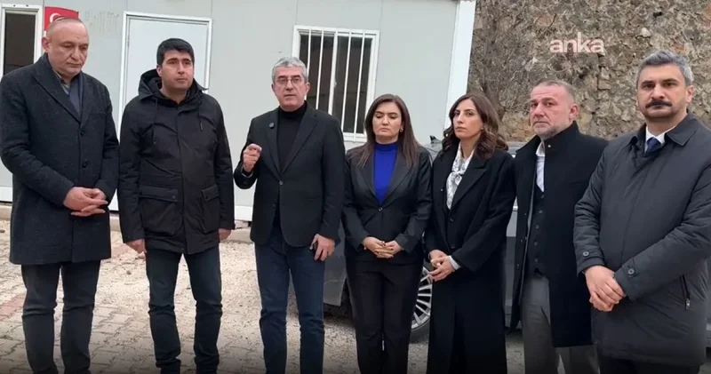 Deprem bölgesinde skandal iddia: Seyirci bulamayınca çocukları toplamışlar