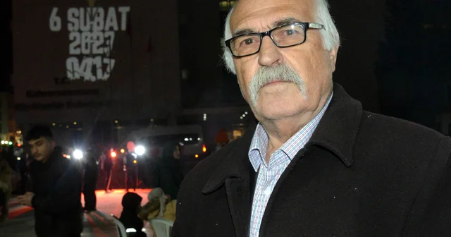 İstanbul dan deprem bölgesine 9 saatte giden TIR Şoförü: Kadranı peçeteyle kapatmıştım Kahramanmaraş Haberleri