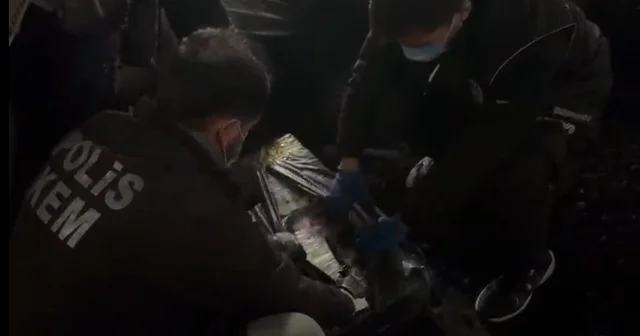 Kömür yüklü tırın dorsesinden binlerce kaçak ürün çıktı Mersin Haberleri