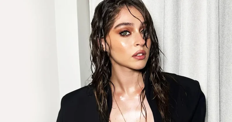 Cemre Baysel biletini aldı, sevgilisinin yanına uçtu Sözcü Gazetesi