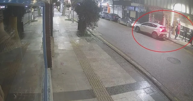 Kepenk kumandasını yedekledikleri kuyumcu dükkanına girip 1,5 kilo altını çaldılar Yalova Haberleri