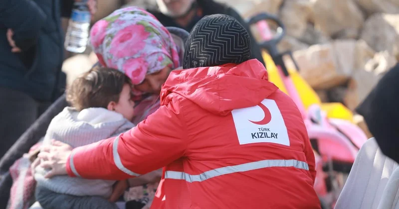 Türk Kızılay, deprem bölgesine desteklerini sürdürecek
