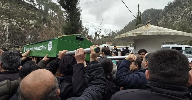 Selde hayatını kaybeden belediye işçisi son yolculuğuna uğurlandı Muğla Haberleri