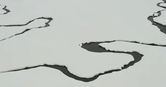 Ağrı’da kış manzarası: Karla kaplı menderesler büyüledi VİDEO İZLE