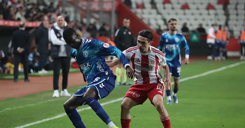 Samsunspor, kupada Antalyaspor u 2 golle geçti!