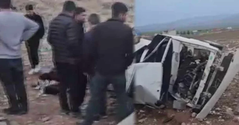 Otomobil şarampole yuvarlandı: 1 i bebek 3 yaralı