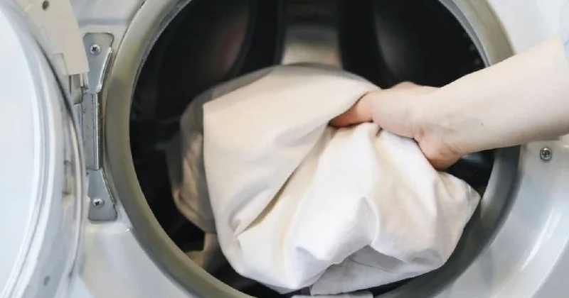 Herkes nevresim takımlarını 40 derecede yıkıyor ama en uygun sıcaklık açıklandı Sözcü Gazetesi