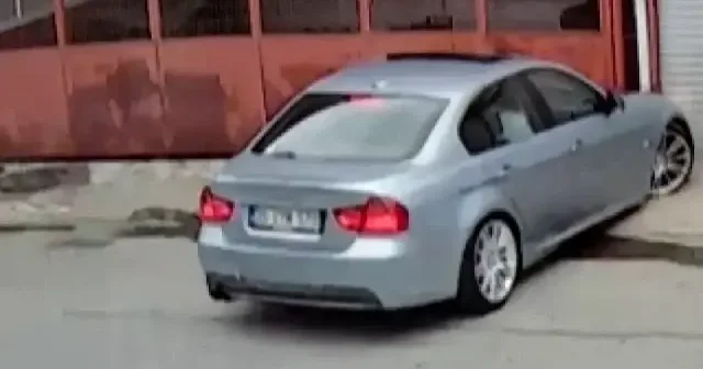 İzmir’de drift şovu kazayla bitti: O anlar kameralara yansıdı VİDEO İZLE