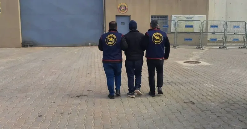 Kesinleşmiş 11 er yıl cezayla aranan 3 şahıs yakalandı