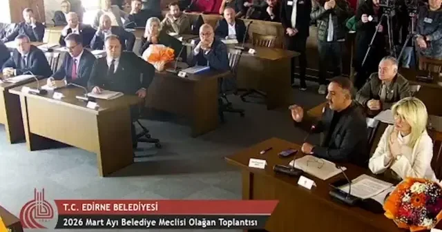 CHP li Edirne Belediyesi Meclisi’nde işe alım tartışması: Akrabalarınız hepsi mi KPSS de ilk 5 e girdi? VİDEO İZLE
