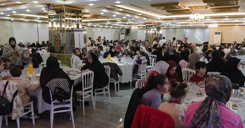 İyilik Derneği’nden Dünya Yetimler Günü’ne özel iftar yemeği