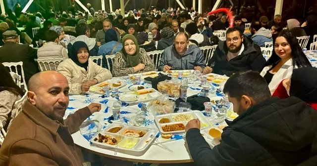 İzmir de yaşayan Karamancalılar iftar sofrasında buluştu Kütahya Haberleri