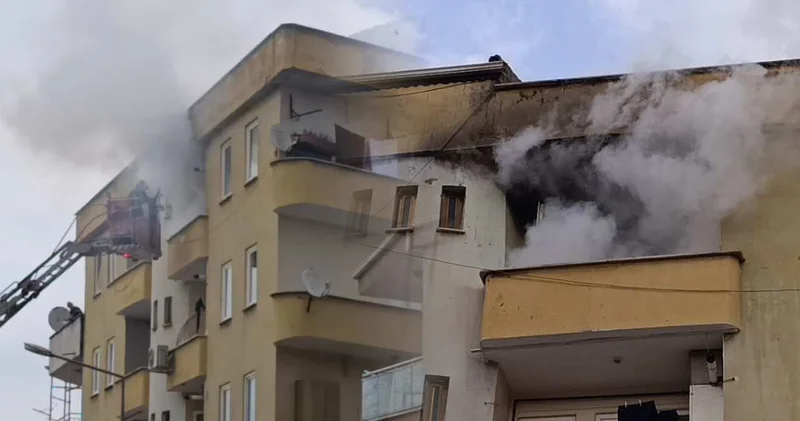 Ocakta unutulan yemek daireyi yaktı!