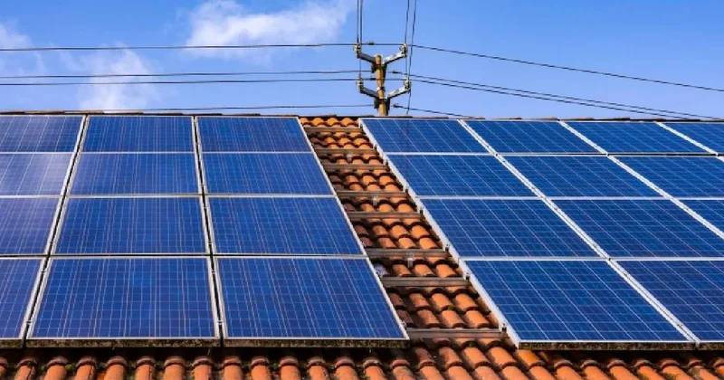 Güneş panelleri yaz boyunca depolayacak! Avrupa yeni sisteme geçiyor Sözcü Gazetesi